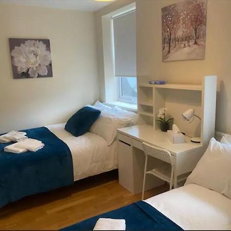 Cosy Private Rooms In Euston Square, Central Londres Exterior foto