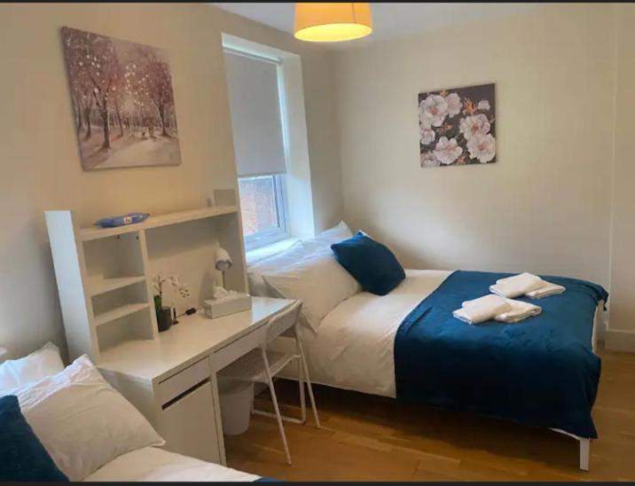 Cosy Private Rooms In Euston Square, Central Londres Exterior foto