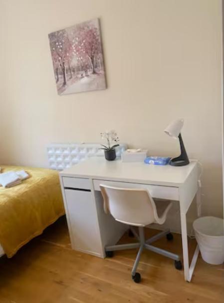Cosy Private Rooms In Euston Square, Central Londres Exterior foto
