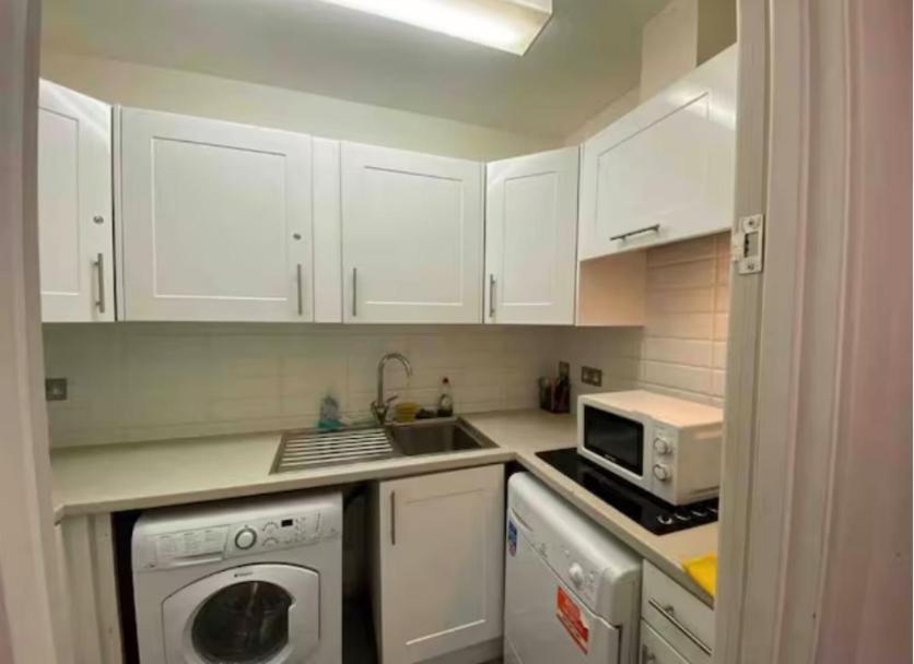 Cosy Private Rooms In Euston Square, Central Londres Exterior foto